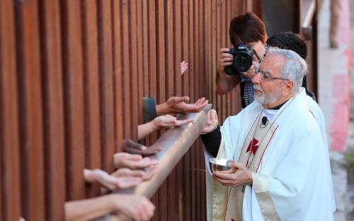 Inician Obispos encuentro migrante