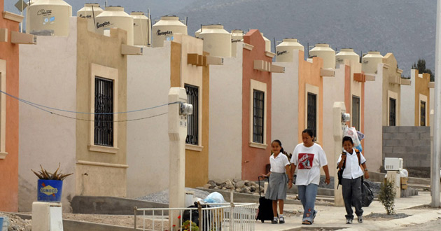 Migrantes podrán acceder a un crédito de vivienda en México