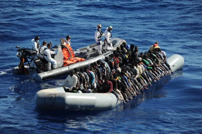 Agreden a migrantes en costas libias; hay 4 muertos