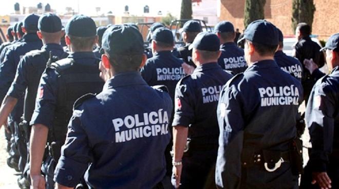 Detienen a policías de Chiapas que traficaban migrantes