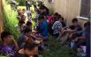 Polleros caen en Texas con 75 migrantes